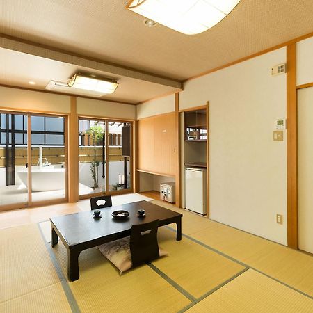 Yuraku Hotel Awara Екстер'єр фото